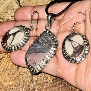 Porcelain Jasper Pendant & Earrings Set
